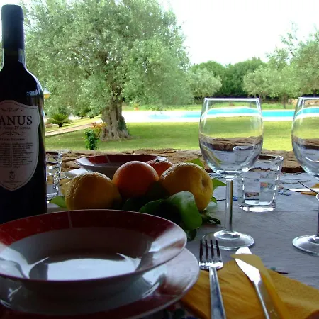 Vakantieboerderij Masseria Sant' Elia Arenella (Syracuse)